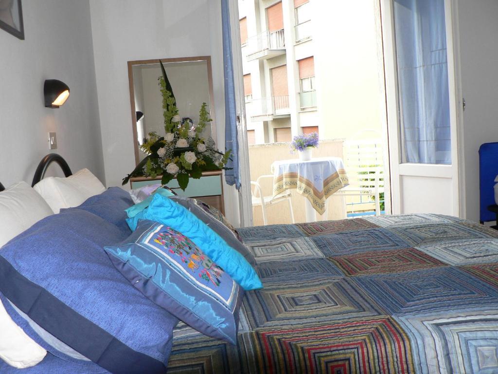 Hotel Arlesiana Rimini Eksteriør billede